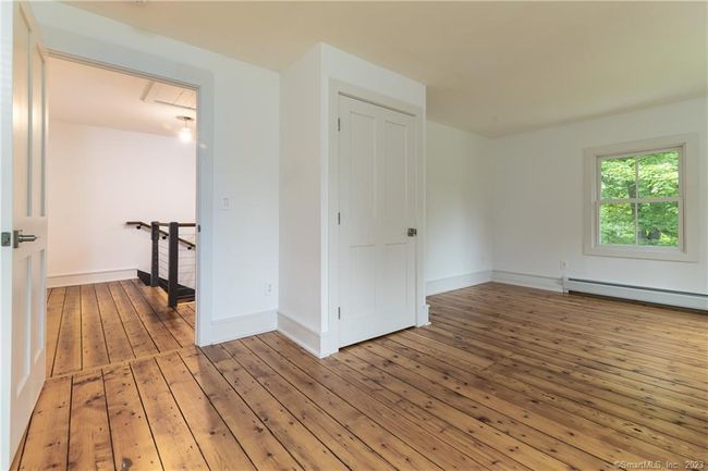 Spacious Bedroom 2 | Image 21