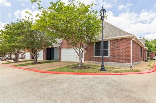 3527 Myth Ln, College Station, TX, 77845-4524 | Card Image