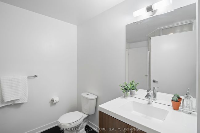502 - 85 Duke St W, Condo with 2 bedrooms, 2 bathrooms and null parking in Kitchener ON | Image 5