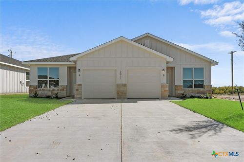 612 Pacific Crest Trl, Copperas Cove, TX, 76522-2791 | Card Image