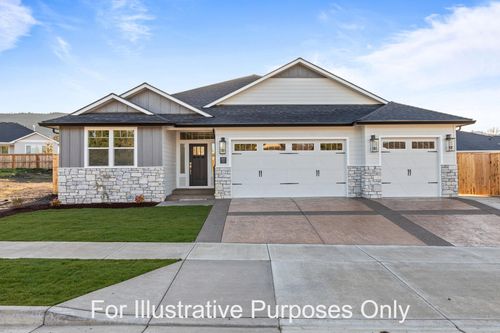 2857 Caldera Ln, Medford, OR, 97504-5945 | Card Image