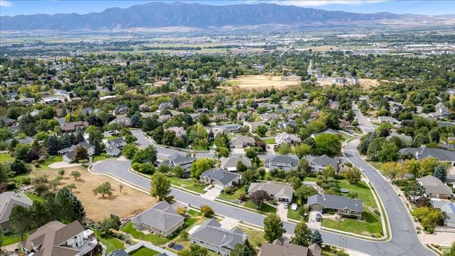 Birds eye view of property featuring a mountain view | Image 51