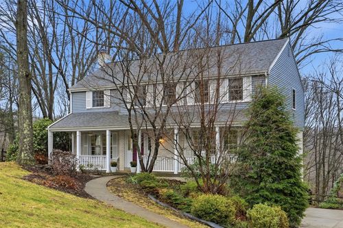 2554 Glenwood Dr, Wexford, PA, 15090-7938 | Card Image