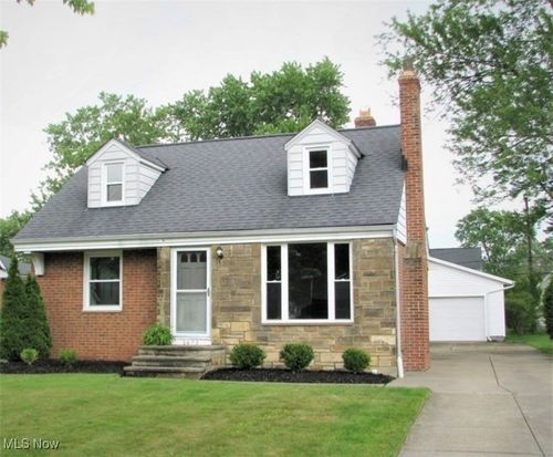 1673 Temple Ave, Mayfield Heights, OH, 44124-3060 | Card Image