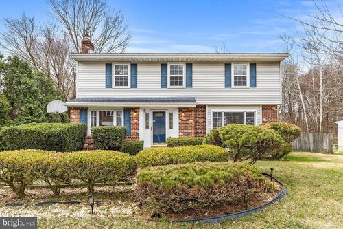 121 Jennifer Way, UPPER CHICHESTER, PA, 19061-2324 | Card Image