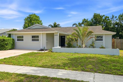 6460 33rd Ave N, St Petersburg, FL, 33710-2439 | Card Image