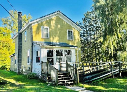 4082 Dix St, North Rose, NY, 14516-9202 | Card Image