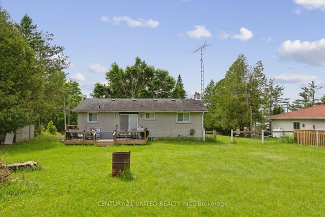 18 Cedarview Dr, House other with 3 bedrooms, 1 bathrooms and 5 parking in Omemee ON | Image 39