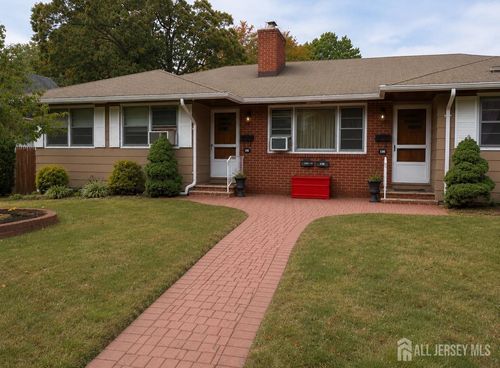 1818 W 4th St, Dunellen, NJ, 08812-1605 | Card Image