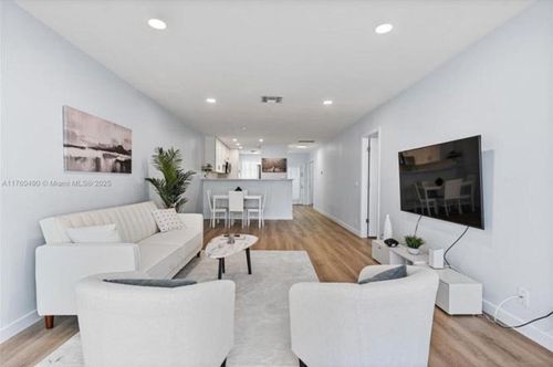 apt-203-1101 Cactus Ter, Delray Beach, FL, 33445-6101 | Card Image