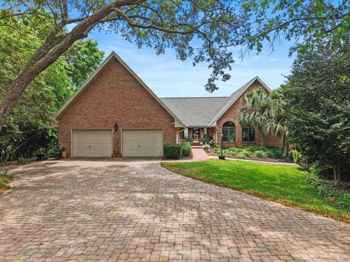 11 Kristin Cir, Niceville, FL, 32578-1720 | Card Image