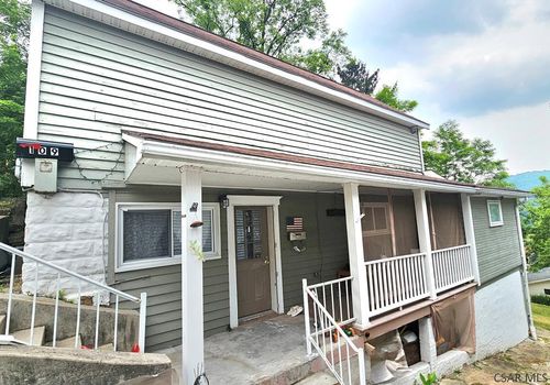 109 Coulter Aly, Conemaugh, PA, 15909-1839 | Card Image