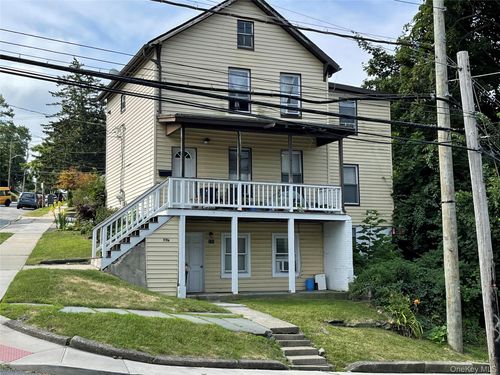 132 Croton Ave, Ossining, NY, 10562-4205 | Card Image