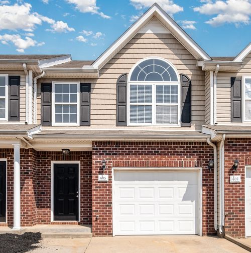 605 Nixon Way, LA VERGNE, TN, 37086-3592 | Card Image