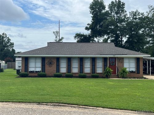 2607 Pine Tree Cir, Selma, AL, 36701-7268 | Card Image