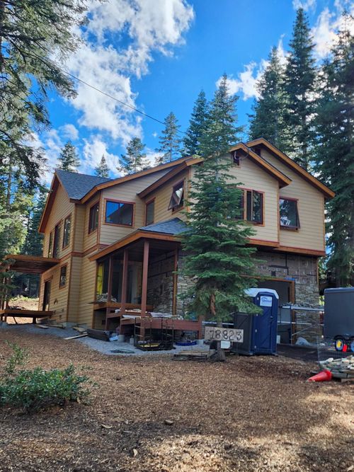 13823 Copenhagen Dr, Truckee, CA, 96161-6633 | Card Image