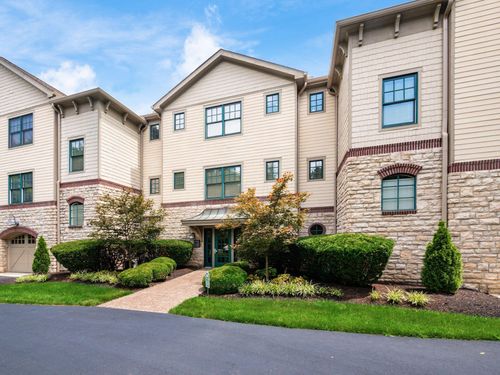 8144 Mount Air Pl, Columbus, OH, 43235-1358 | Card Image