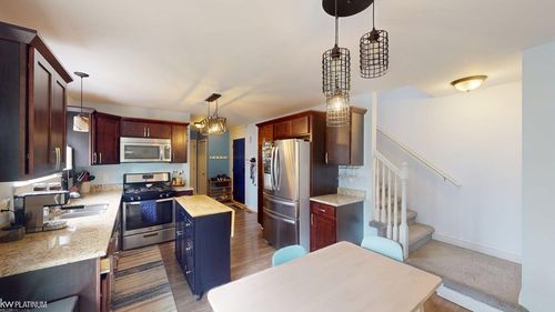 32872 Birchwood Dr, Chesterfield, MI, 48047-4533 | Card Image