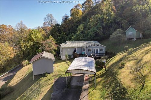 132 Wells Dr, Marmet, WV, 25315-1924 | Card Image