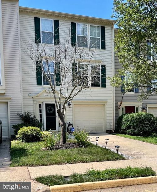 9338 Garst Dr, MANASSAS, VA, 20110-8908 | Card Image