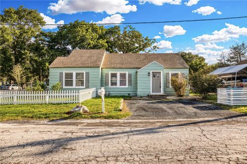 408 N Hunt Street, Bellville, TX, 77418 | Card Image