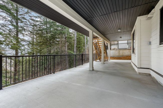 5506 Crimson Ridge, House other with 6 bedrooms, 6 bathrooms and 6 parking in Chilliwack BC | Image 31