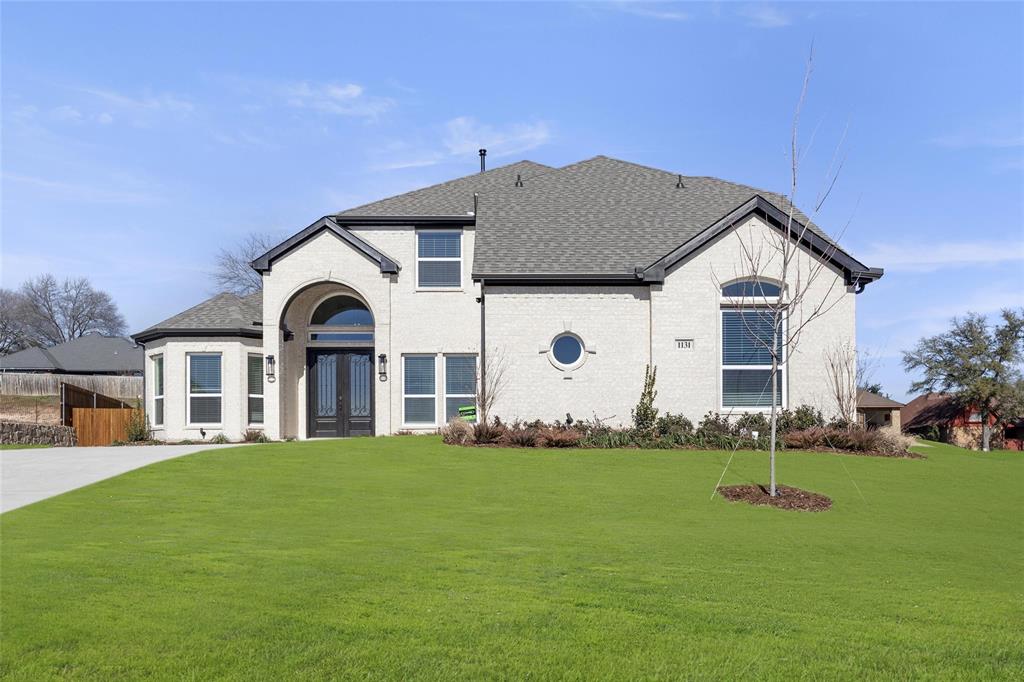 Willow Lake Dr, Desoto, TX 75115