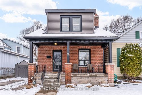 18 E 23rd St, Hamilton, ON, L8V2W6 | Card Image