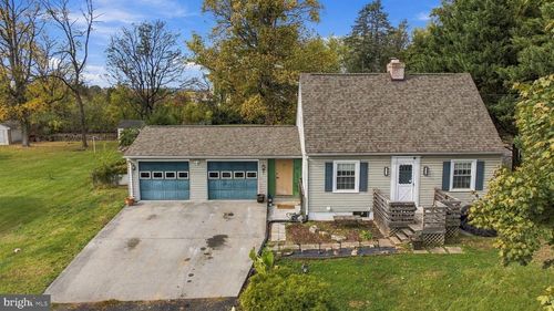 1907 Martinsburg Pike, WINCHESTER, VA, 22603 | Card Image
