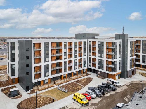 3204-8500 19 Ave Se, Calgary, AB, T2A0M8 | Card Image