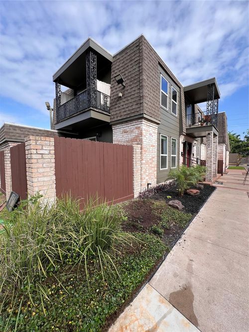 5922 Fairdale Ln, Houston, TX, 77057-6337 | Card Image
