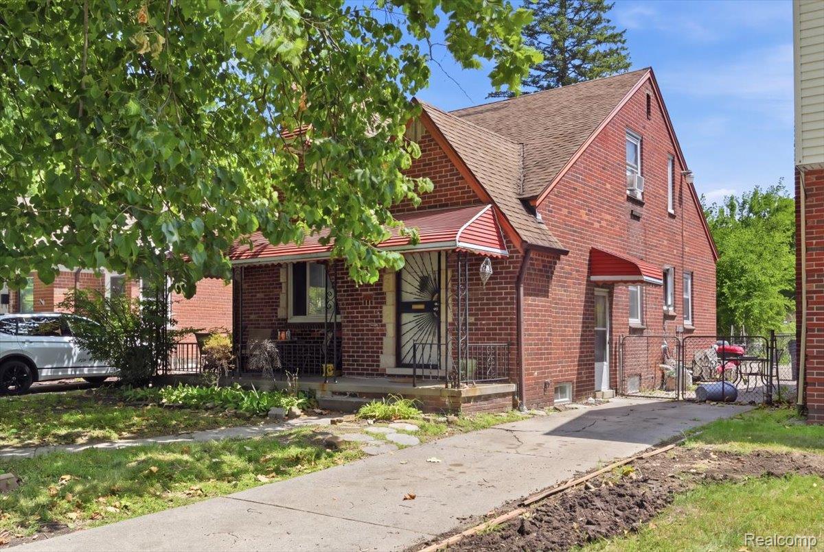 Residential in Detroit 3