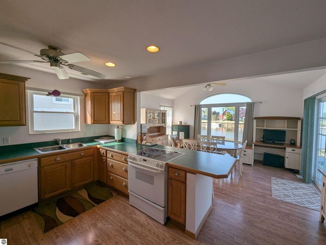 1810 E Riverside Drive, House other with 3 bedrooms, 2 bathrooms and null parking in Au Gres MI | Image 21