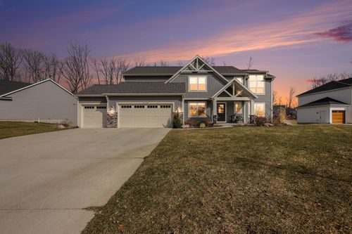 11558 Sessions Woods Dr W, Grand Rapids, MI, 49534-3204 | Card Image