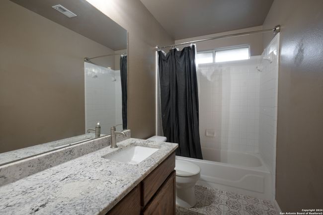 11827 Drought Pass, House other with 3 bedrooms, 3 bathrooms and null parking in Helotes TX | Image 8