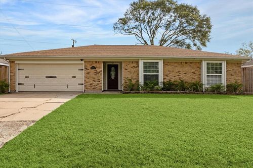 2107 Kingsway Drive, League City, TX, 77573 | Card Image