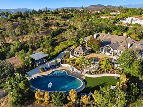 4248 Citrus Dr, Fallbrook, CA, 92028-8627 | Card Image