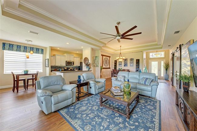 8906 Stone Harbour Loop, House other with 3 bedrooms, 2 bathrooms and null parking in BRADENTON FL | Image 16