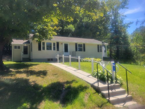 42 Maloney Ct, Winsted, CT, 06098-1817 | Card Image