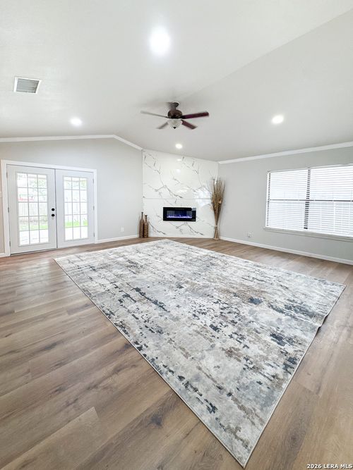 13239 Larkplace Dr, San Antonio, TX, 78233-5061 | Card Image