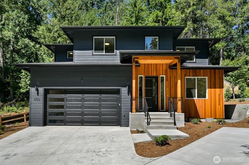 4750 Lost Creek Ln, Bellingham, WA, 98229-2574 | Card Image