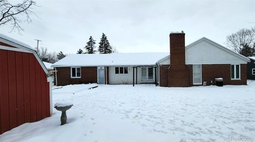 1451 Flushing Rd, Flushing, MI, 48433-2245 | Card Image