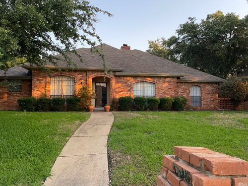 737 Robin Ln, Coppell, TX, 75019-3428 | Card Image