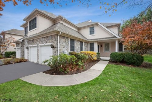 14 Hadley Ct, Basking Ridge, NJ, 07920-4901 | Card Image