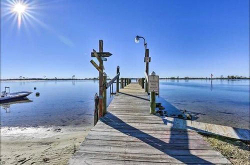 apt-e203-209 W Miracle Strip Pkwy, Mary Esther, FL, 32569-1995 | Card Image
