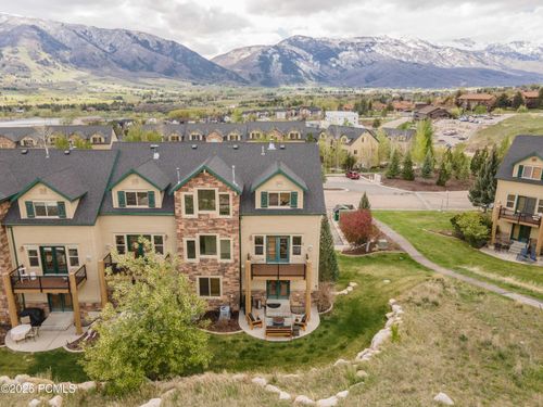 unit-1403-3518 N Moose Hollow Dr, Eden, UT, 84310-6805 | Card Image
