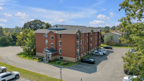 403-540 Talbot Pl, Gananoque, ON, K7G3C6 | Card Image
