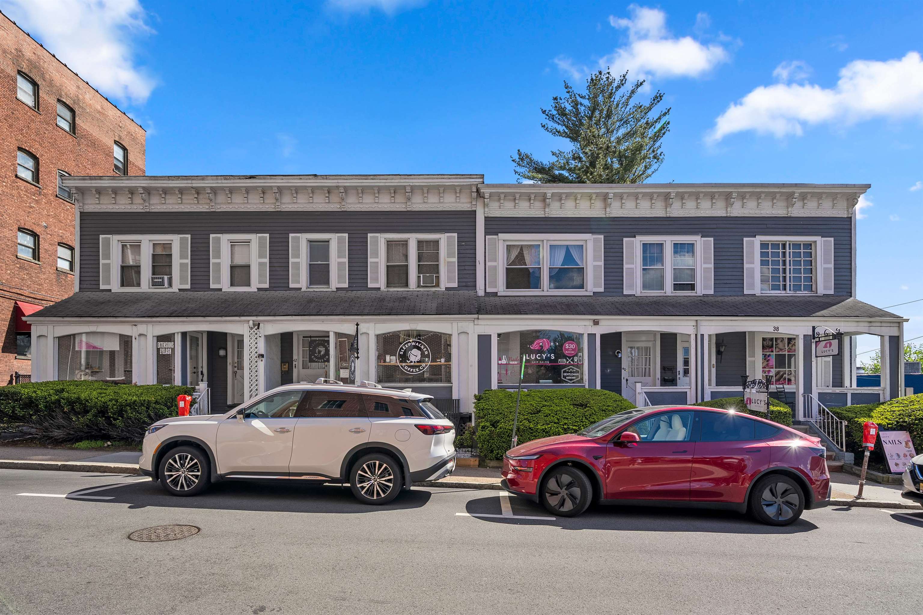 Commercial Sale in Englewood 2