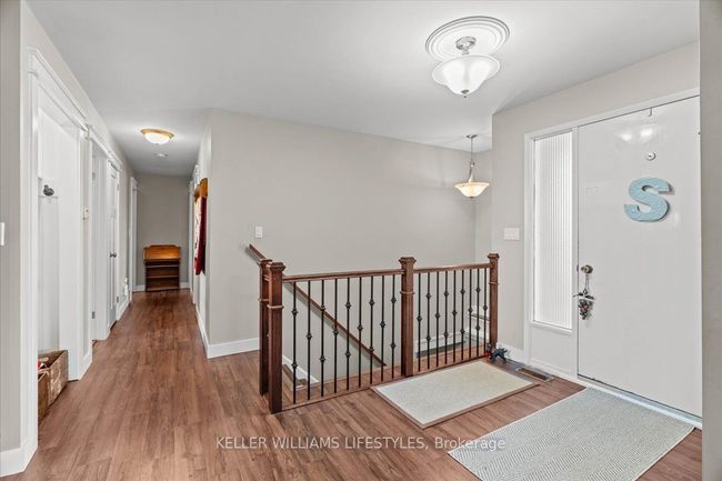 4609 Douglas Line, House other with 4 bedrooms, 2 bathrooms and 5 parking in Town Of Plympton Wyoming ON | Image 8