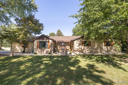 2001 Tiffany Drive, Belleville, IL, 62223 | Card Image